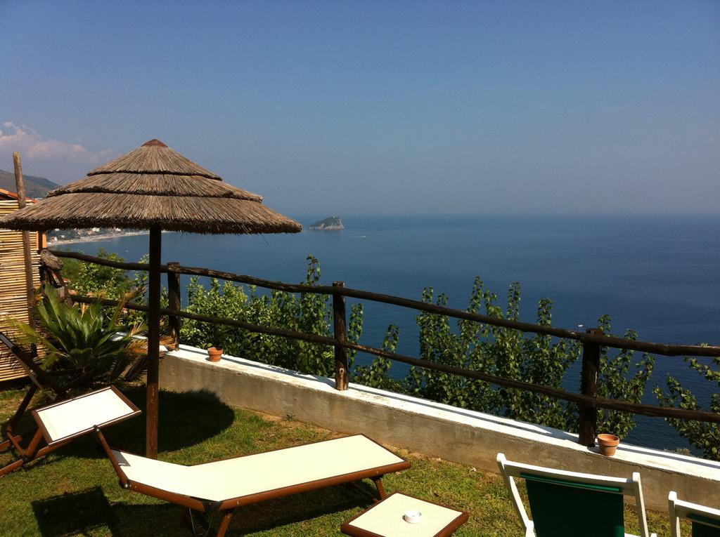 Paradiso Di Manu Hotel Noli